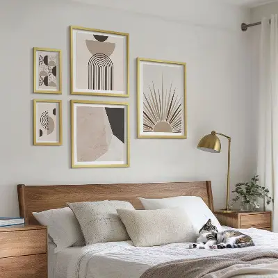 Bildergalerie-Set für die Wand mit abstrakten geometrischen Formen