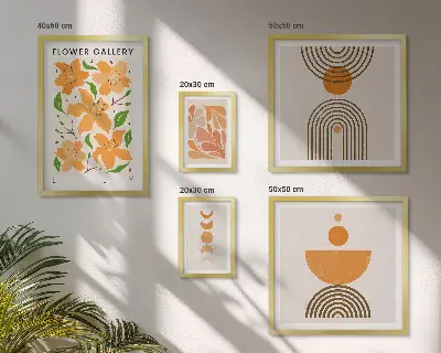 Modernes Wandbilder-Set mit stilvollen Blumen und geometrischen Motiven