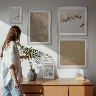 Bildergalerieset für die Wand mit natürlichen Strukturen von Steinen und Strand