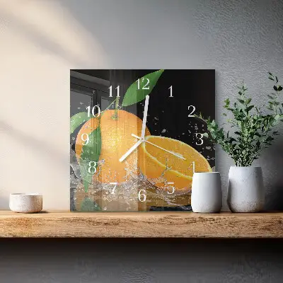 Moderne wanduhr quadratisch Orangen