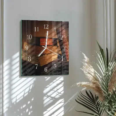 Quadratische wanduhr modern Buch