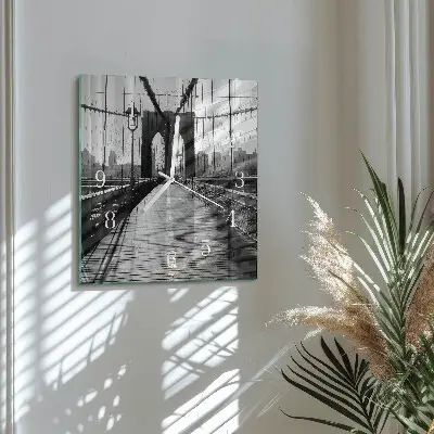 Moderne wanduhr quadratisch Brücke
