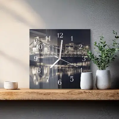 Moderne wanduhr quadratisch Brücke