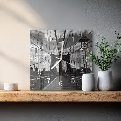 Moderne wanduhr quadratisch Brücke