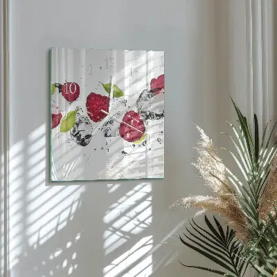 Quadratische wanduhr modern Himbeeren