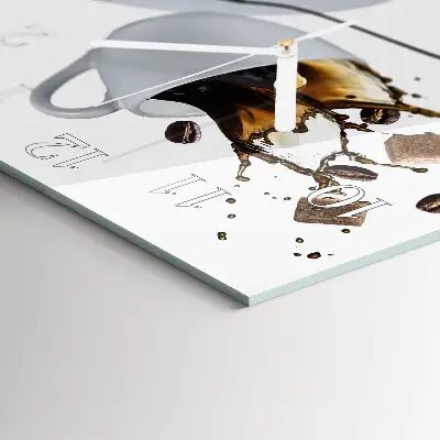 Quadratische wanduhr Becher