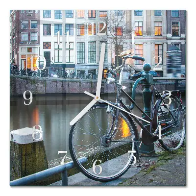 Moderne wanduhr quadratisch Fahrrad