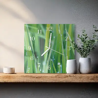 Moderne wanduhr quadratisch Gras