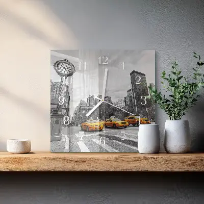 Moderne wanduhr quadratisch Taxi