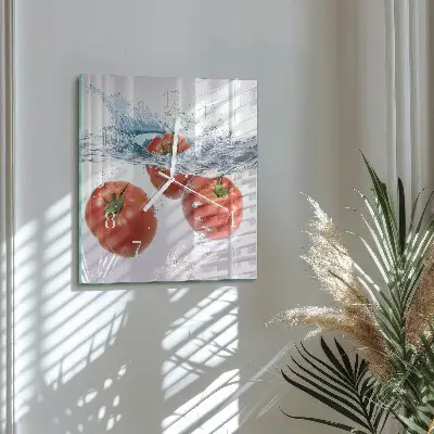 Moderne wanduhr quadratisch Tomaten