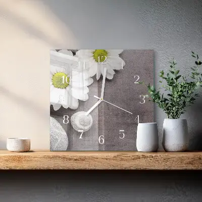 Moderne wanduhr quadratisch Blumen und Steine