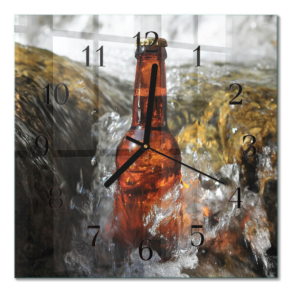 Quadratische wanduhr modern Bier