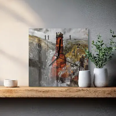 Quadratische wanduhr modern Bier