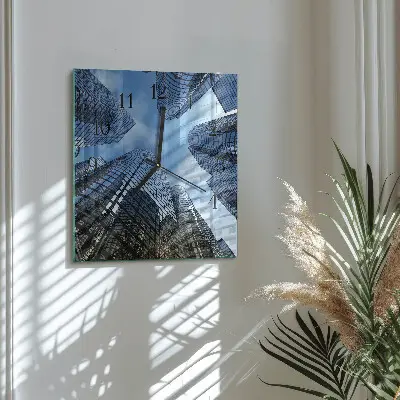Moderne wanduhr quadratisch Glasgebäude