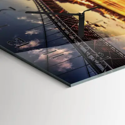 Quadratische wanduhr modern Flussbrücke