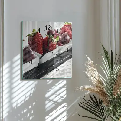 Glasuhr quadratisch Erdbeeren