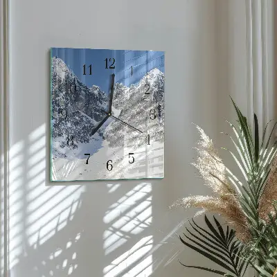 Moderne wanduhr quadratisch Gebirge im Winter