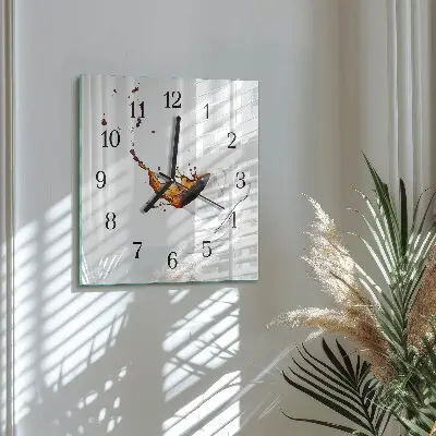 Quadratische wanduhr modern Becher