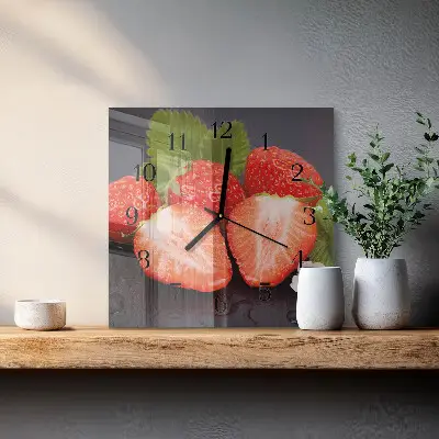 Quadratische wanduhr modern Erdbeeren