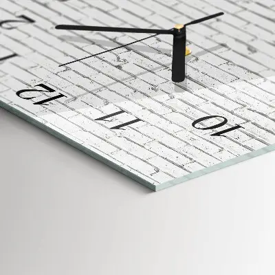 Glasuhr quadratisch Ziegelmauer