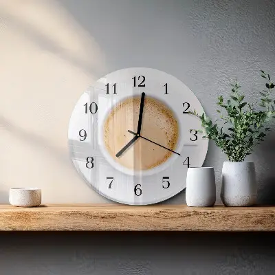 Runde wanduhr aus glas Eine Tasse Kaffee