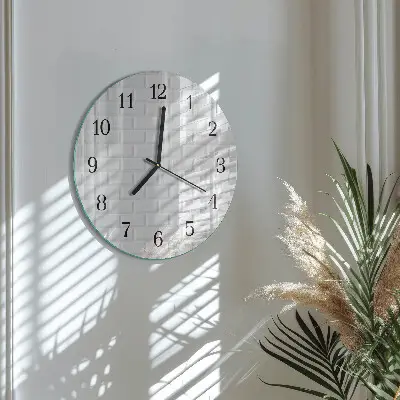 Runde wanduhr aus glas Ziegel