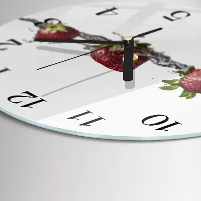 Runde wanduhr Erdbeeren in Wasser
