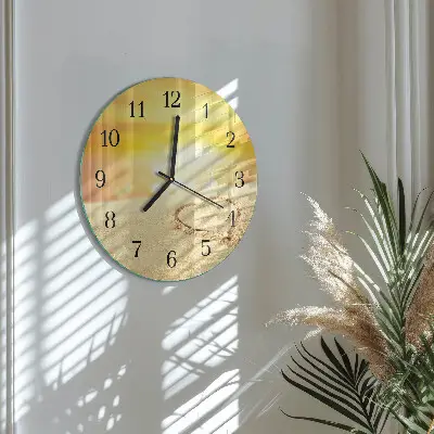 Runde wanduhr Herz im Sand