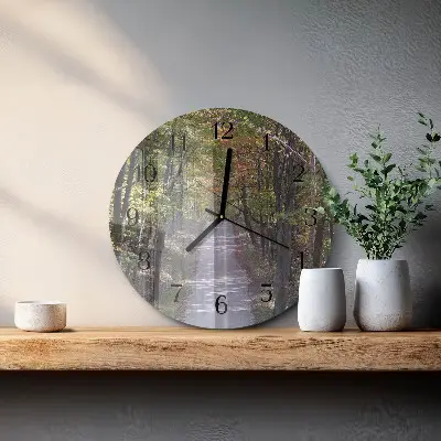 Runde wanduhr Waldweg