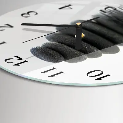 Runde wanduhr aus glas Steine