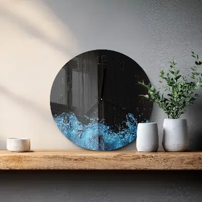 Runde wanduhr aus glas Wasser