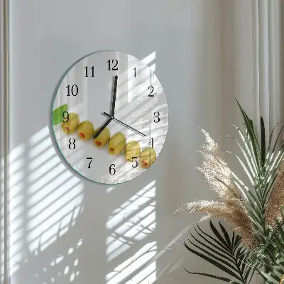 Runde wanduhr aus glas Oliven
