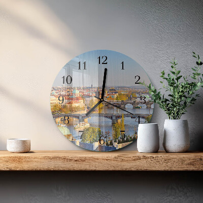 Runde wanduhr aus glas Prag
