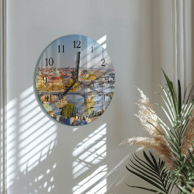 Runde wanduhr aus glas Prag