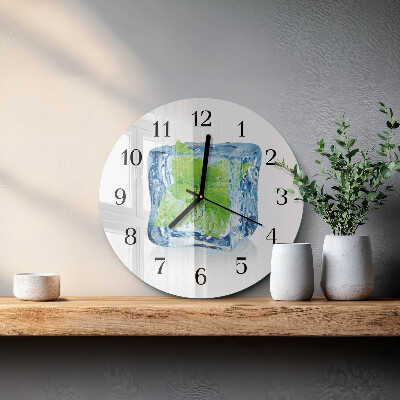 Runde wanduhr aus glas Eisminze
