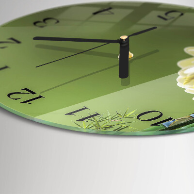 Runde wanduhr Lilie