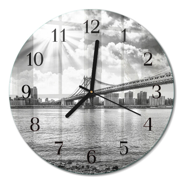 Runde wanduhr Brücke