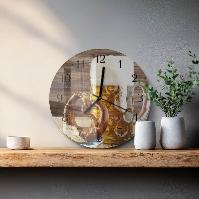 Wanduhr glas rund Brezel mit Bier