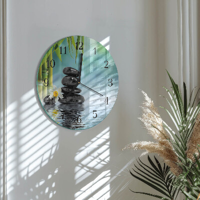 Runde wanduhr aus glas Steine
