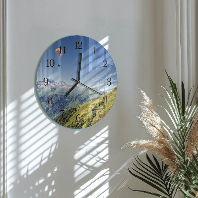 Runde wanduhr Gebirge