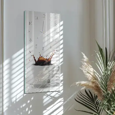 Moderne wanduhr vertikal Kaffee