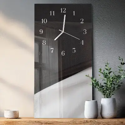 Moderne wanduhr vertikal Kontrast