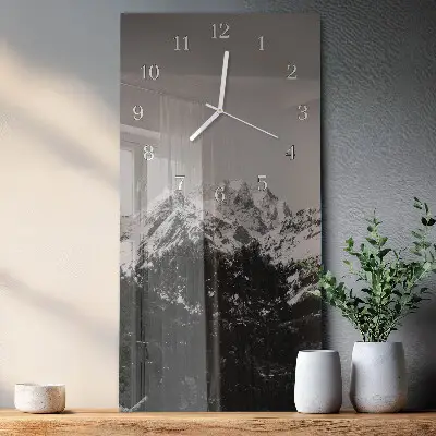 Wanduhr design ausgefallen vertikal Gebirge