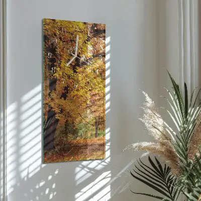 Moderne wanduhr vertikal Baum