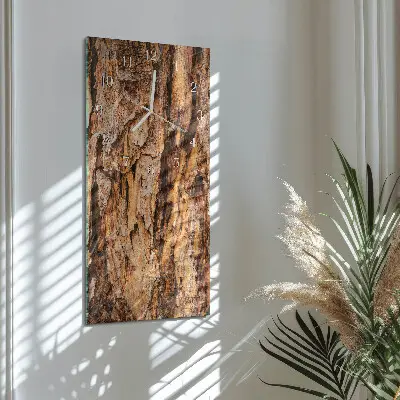 Wanduhr design ausgefallen vertikal Baumrinde