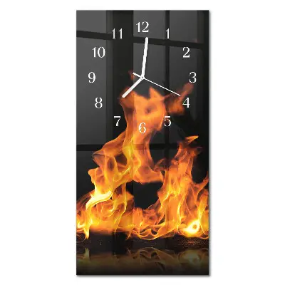 Moderne wanduhr vertikal Feuer