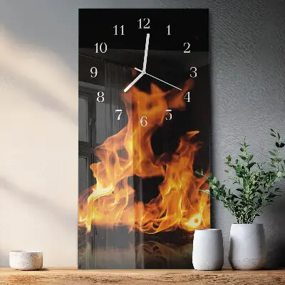 Moderne wanduhr vertikal Feuer