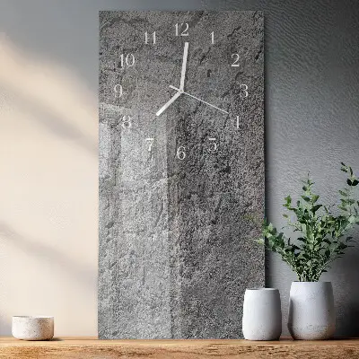 Vertikale glas wanduhr Betonwand