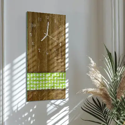 Wanduhr design ausgefallen vertikal Holztisch