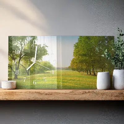 Horizontale Uhr Grüne Natur